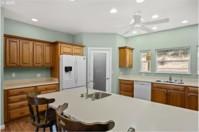 460 Little Branch Ln, Roseburg, OR 97471 - Photo 7