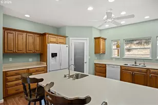 460 Little Branch Ln, Roseburg, OR 97471 - Photo 7