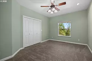 460 Little Branch Ln, Roseburg, OR 97471 - Photo 15