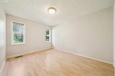 38101 SE Hauglum Rd, Sandy, OR 97055 - Photo 15