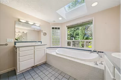 38101 SE Hauglum Rd, Sandy, OR 97055 - Photo 17