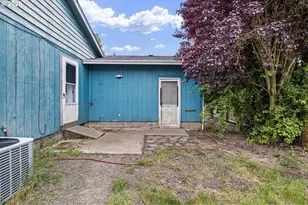 1436 S Grove Ln Ct, Sutherlin, OR 97479 - Photo 33