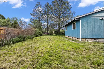 1436 S Grove Lane Ct, Sutherlin, OR 97479 - Photo 37