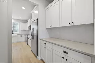 2785 Pinerock Dr, Eugene, OR 97403 - Photo 11