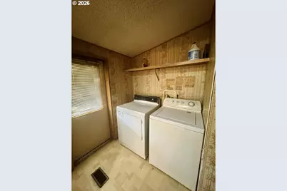 131 Allan St, Myrtle Creek, OR 97457 - Photo 9