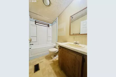 131 Allan St, Myrtle Creek, OR 97457 - Photo 15