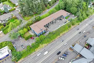 3560 SW Vista Dr, Portland, OR 97225 - Photo 5
