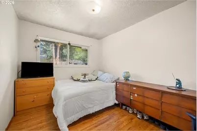 12955 SW Evergreen St, Beaverton, OR 97005 - Photo 21