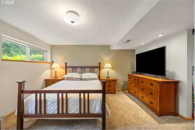 12955 SW Evergreen St, Beaverton, OR 97005 - Photo 23