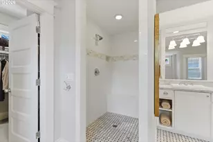 558 6th St, Lake Oswego, OR 97034 - Photo 27