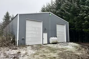 24450 NW Pumpkin Ridge Rd, North Plains, OR 97133 - Photo 41