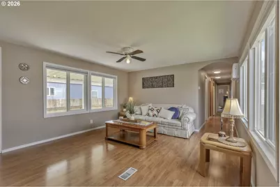 3839 Pacific Ave, Forest Grove, OR 97116 - Photo 7