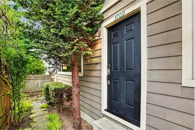 3709 SE 33rd Ave, Portland, OR 97202 - Photo 1