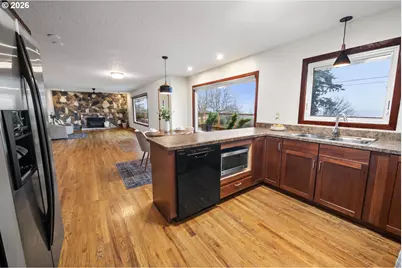 410 Pleasant Ave, Astoria, OR 97103 - Photo 15