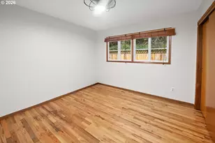 410 Pleasant Ave, Astoria, OR 97103 - Photo 25