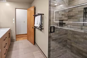 410 Pleasant Ave, Astoria, OR 97103 - Photo 23