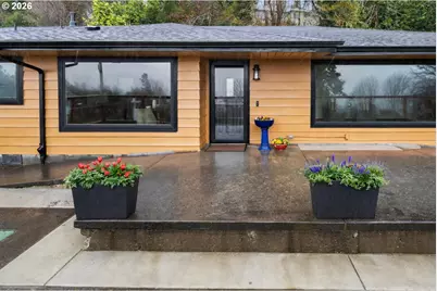 410 Pleasant Ave, Astoria, OR 97103 - Photo 3