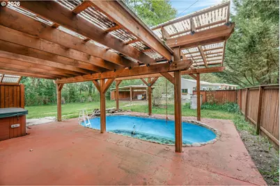 824 W Central Ave, Gates, OR 97346 - Photo 41