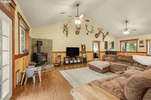 824 W Central Ave, Gates, OR 97346 - Photo 7