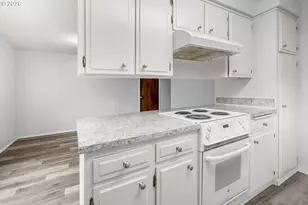 1586 Freeman Ct, Keizer, OR 97303 - Photo 9