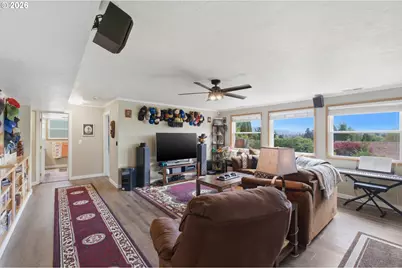 1375 Fern Ln, Sweet Home, OR 97386 - Photo 13