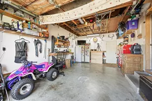 315 Columbia Loop Rd, Roseburg, OR 97471 - Photo 17