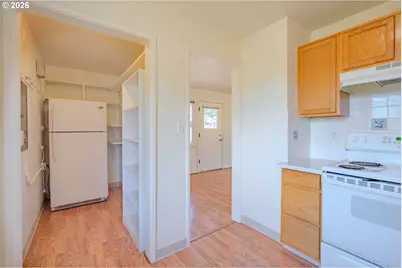 3508 E 11th St, Vancouver, WA 98661 - Photo 13