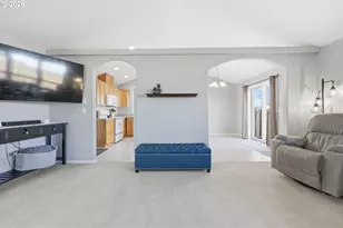 415 Maple Ct, Mount Angel, OR 97362 - Photo 9