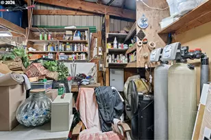 25669 Cochran Ct, Veneta, OR 97487 - Photo 43