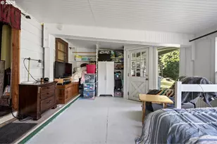 25669 Cochran Ct, Veneta, OR 97487 - Photo 29