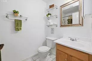 6842 Jessica Dr, Springfield, OR 97478 - Photo 27
