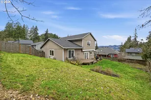 6842 Jessica Dr, Springfield, OR 97478 - Photo 35