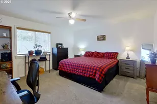 6842 Jessica Dr, Springfield, OR 97478 - Photo 13