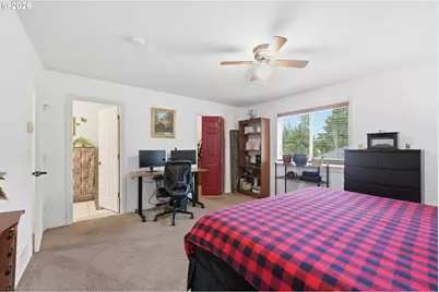 6842 Jessica Dr, Springfield, OR 97478 - Photo 15