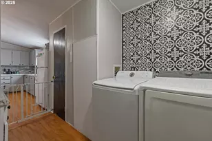 201 Heavenly Ct, Sutherlin, OR 97479 - Photo 23