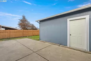 201 Heavenly Ct, Sutherlin, OR 97479 - Photo 27