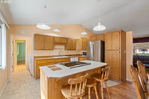 5907 NW Franklin St, Vancouver, WA 98663 - Photo 9