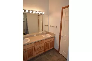 814 Henderson Rd, Hood River, OR 97031 - Photo 7