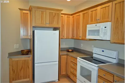 814 Henderson Rd, Hood River, OR 97031 - Photo 19