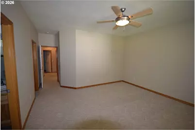 814 Henderson Rd, Hood River, OR 97031 - Photo 5