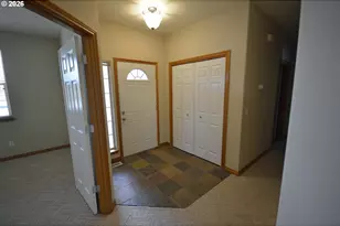 814 Henderson Rd, Hood River, OR 97031 - Photo 15