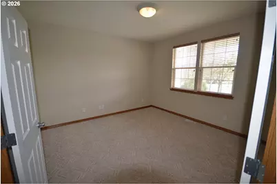 814 Henderson Rd, Hood River, OR 97031 - Photo 21