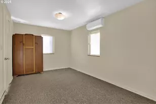 728 E Whiteaker Ave, Cottage Grove, OR 97424 - Photo 17