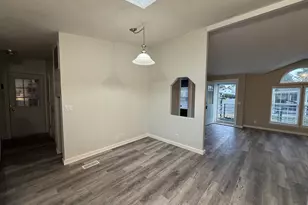1805 NE 94th St, Vancouver, WA 98665 - Photo 5