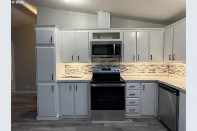 1805 NE 94th St, Vancouver, WA 98665 - Photo 7