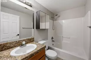 697 NE 162nd Ave, Portland, OR 97230 - Photo 31