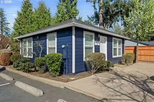 697 NE 162nd Ave, Portland, OR 97230 - Photo 35