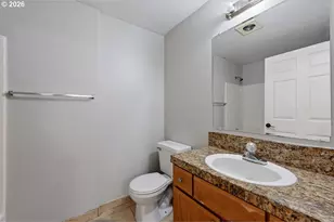 697 NE 162nd Ave, Portland, OR 97230 - Photo 25