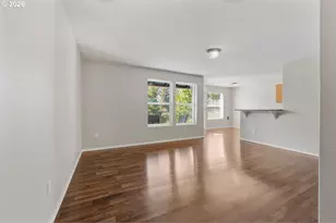 697 NE 162nd Ave, Portland, OR 97230 - Photo 11