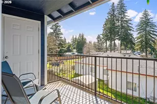 697 NE 162nd Ave, Portland, OR 97230 - Photo 23